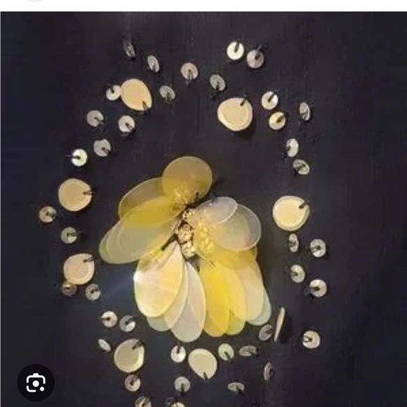 Elegant Blue sequined Floral Women's Blouse - Picture 2 of 5